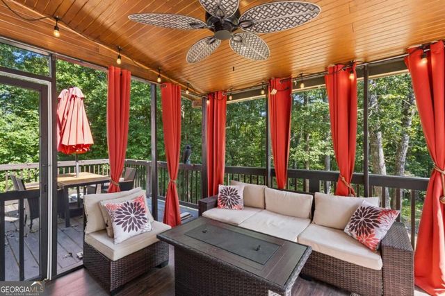 1239 Side Step Trace, Lawrenceville, GA 30045