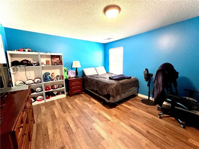 8093 Banks Mill Road, Douglasville, GA 30135