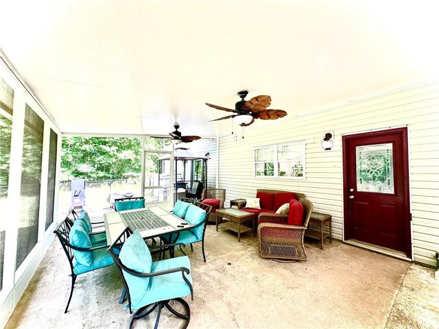 8093 Banks Mill Road, Douglasville, GA 30135