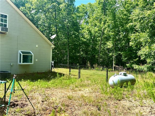 8093 Banks Mill Road, Douglasville, GA 30135