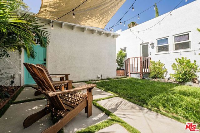 239 N Everett Street, Glendale, CA 91206