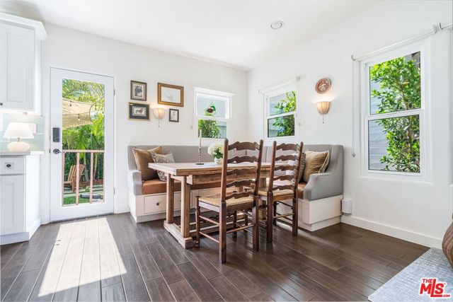 239 N Everett Street, Glendale, CA 91206