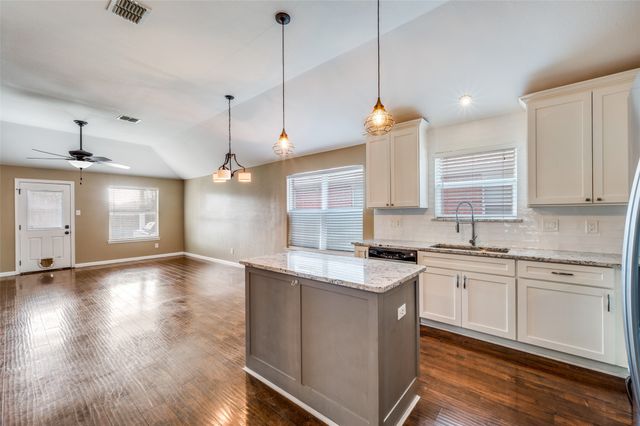 1918 Caddo Street, Little Elm, TX 75068