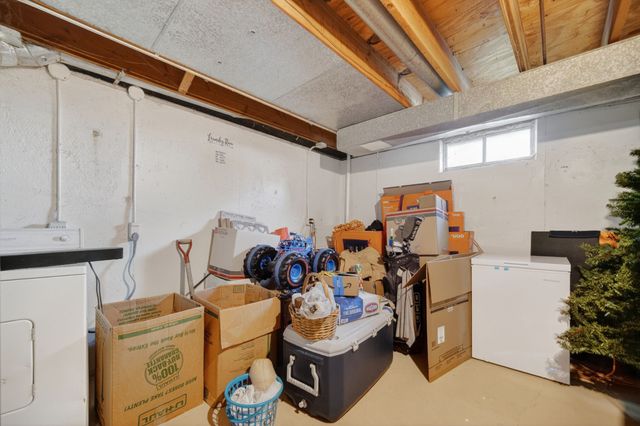 1424 & 1426 E 9th Street, Des Moines, IA 50316