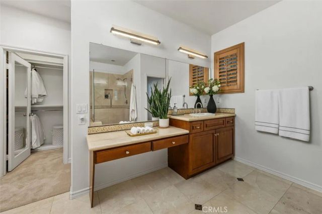 95 Canopy, Irvine, CA 92603