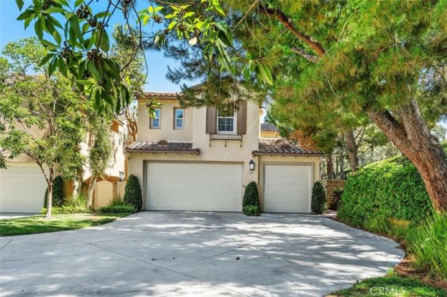 95 Canopy, Irvine, CA 92603