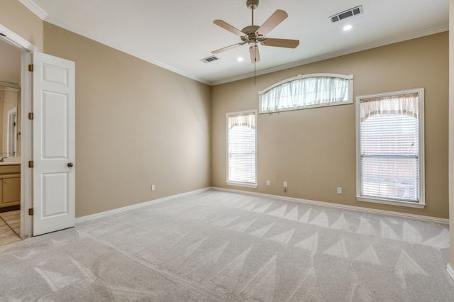 1008 Gabriel Lane, Fort Worth, TX 76116