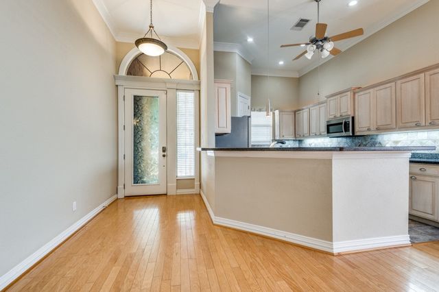 1008 Gabriel Lane, Fort Worth, TX 76116