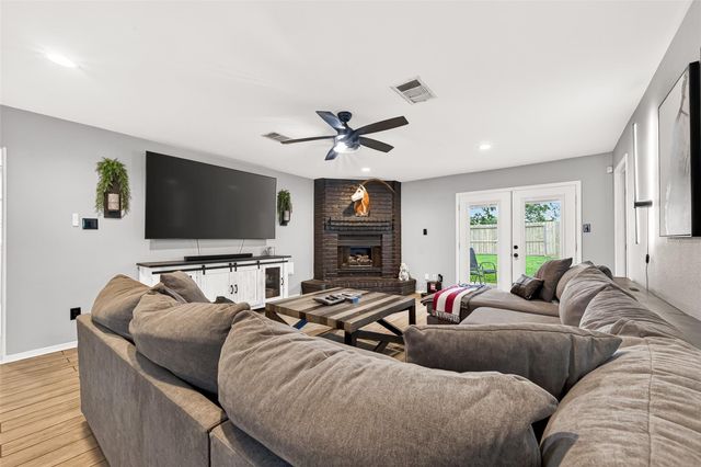 1819 Landmark Drive, Richmond, TX 77406