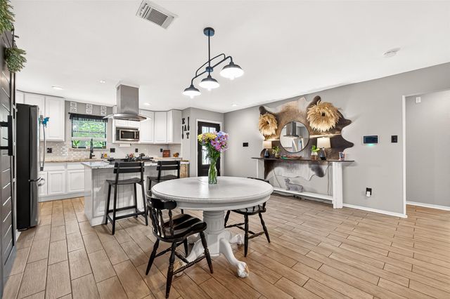 1819 Landmark Drive, Richmond, TX 77406