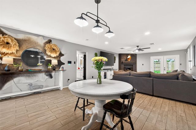 1819 Landmark Drive, Richmond, TX 77406