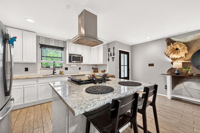 1819 Landmark Drive, Richmond, TX 77406