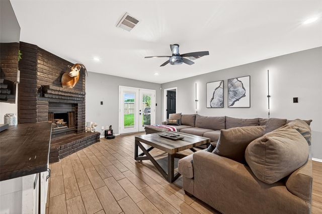 1819 Landmark Drive, Richmond, TX 77406