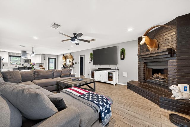 1819 Landmark Drive, Richmond, TX 77406