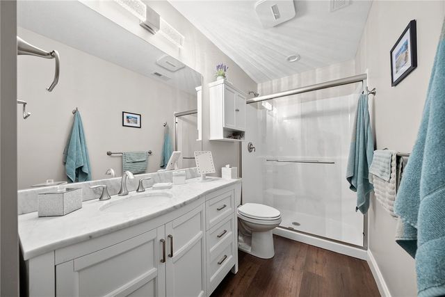 996 Surrey Woods Dr, North Strabane, PA 15317