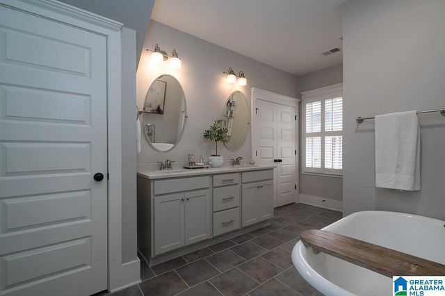 3287 SAWYER DRIVE, Hoover, AL 35226