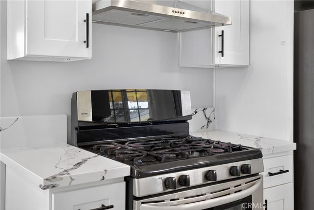 512 N Lazard, San Fernando, CA 91340