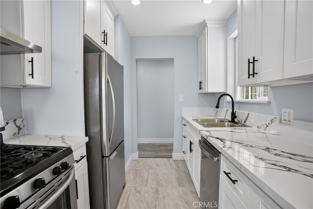 512 N Lazard, San Fernando, CA 91340