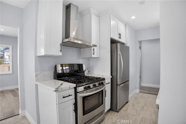 512 N Lazard, San Fernando, CA 91340