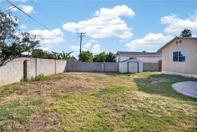 512 N Lazard, San Fernando, CA 91340