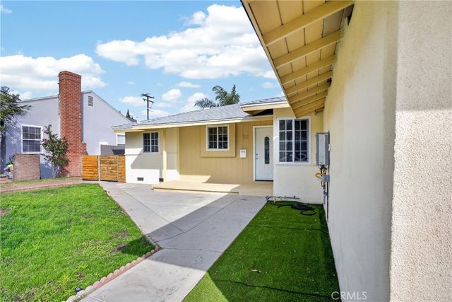 512 N Lazard, San Fernando, CA 91340