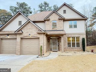 3925 Dunaire Drive, Stone Mountain, GA 30083