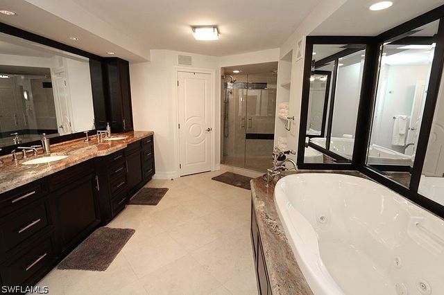 4041 Gulf Shore BLVD N 606, Naples, FL 34103