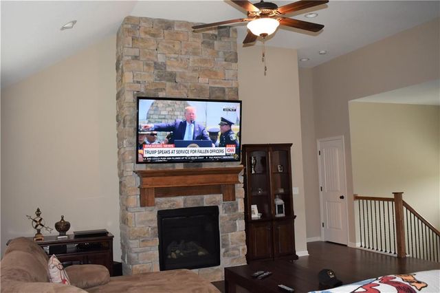 4777 S 22nd Street, Leavenworth, KS 66048