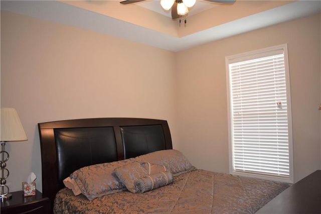 4777 S 22nd Street, Leavenworth, KS 66048