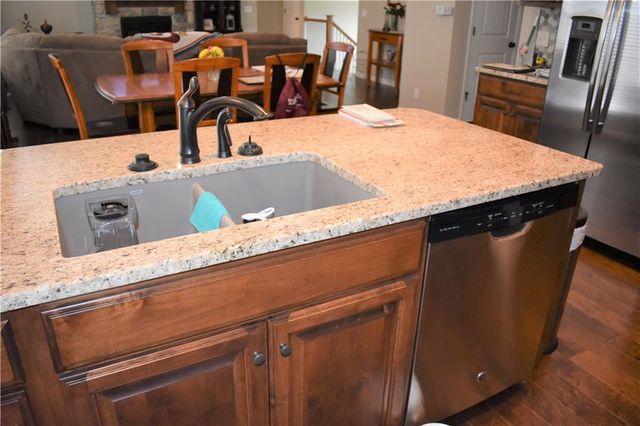 4777 S 22nd Street, Leavenworth, KS 66048