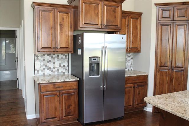 4777 S 22nd Street, Leavenworth, KS 66048