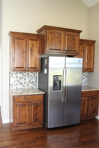 4777 S 22nd Street, Leavenworth, KS 66048