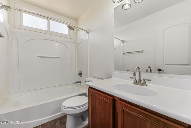 1356 S SABINO Drive, Gilbert, AZ 85296