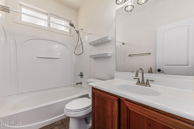 1356 S SABINO Drive, Gilbert, AZ 85296