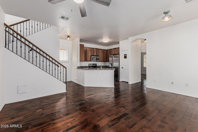 1356 S SABINO Drive, Gilbert, AZ 85296