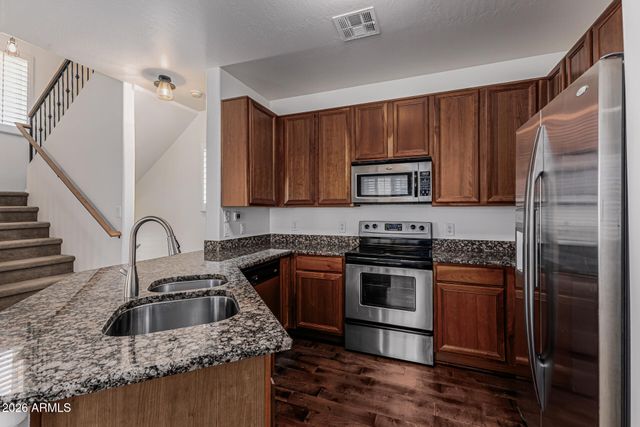 1356 S SABINO Drive, Gilbert, AZ 85296