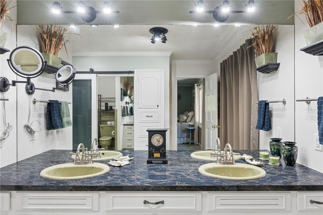 110 Mystic Cove Lane, Townville, SC 29689