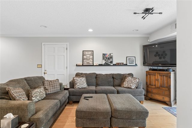 110 Mystic Cove Lane, Townville, SC 29689