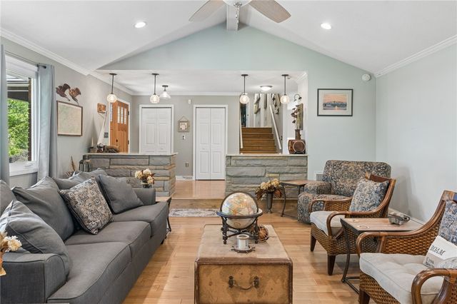 110 Mystic Cove Lane, Townville, SC 29689