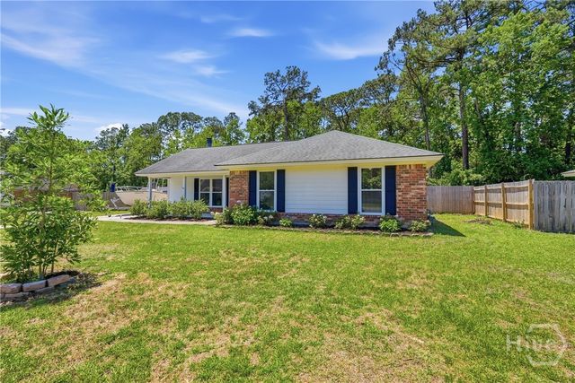 1329 Pine Ridge Drive, Savannah, GA 31406