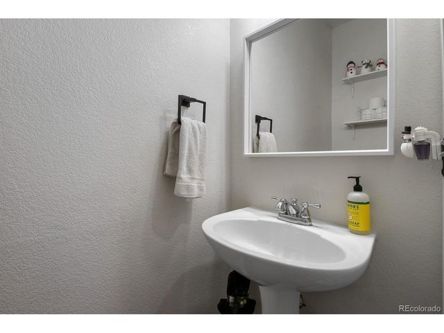 2267 St James Dr, Colorado Springs, CO 80910