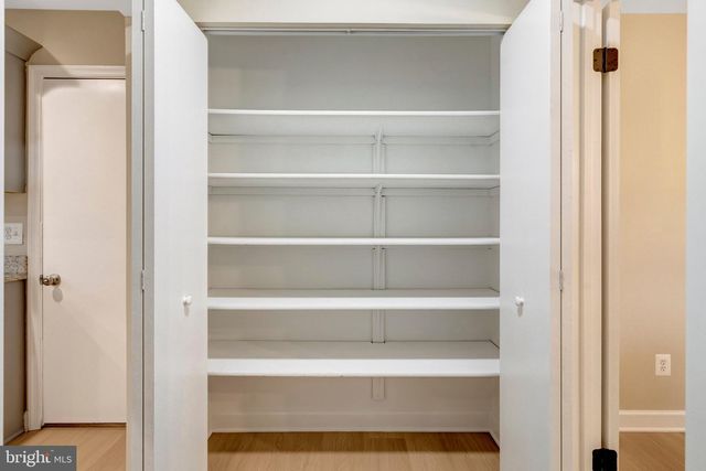 10303 NANTUCKET CT, Fairfax, VA 22032