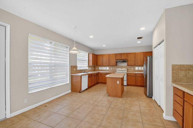 1053 Center Stone Lane, Riviera Beach, FL 33404