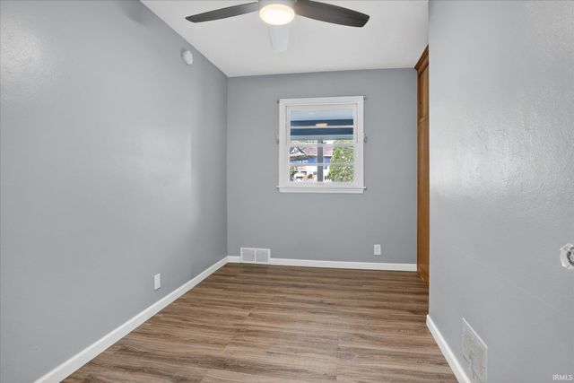 1903 Kessler Boulevard, South Bend, IN 46616