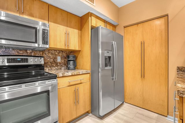 278 Village Boulevard 8208, Tequesta, FL 33469