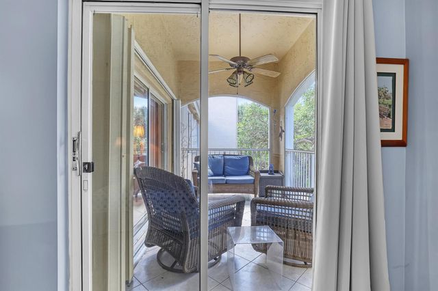 278 Village Boulevard 8208, Tequesta, FL 33469