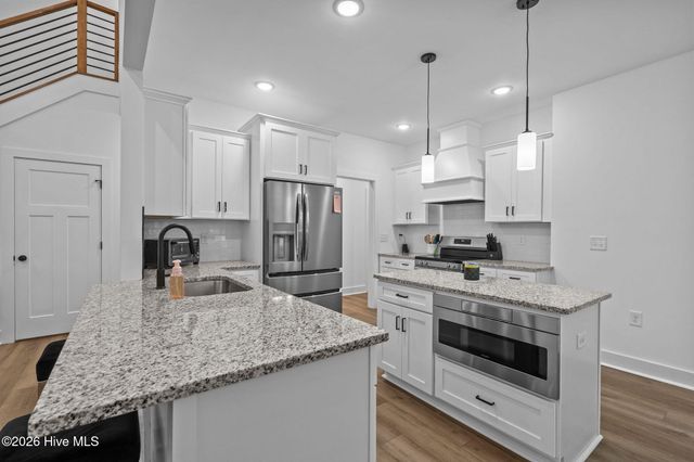 102 Dartmoor Lane, West End, NC 27376