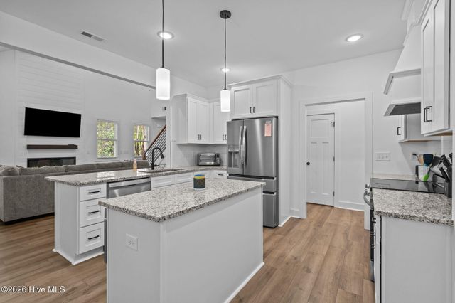 102 Dartmoor Lane, West End, NC 27376
