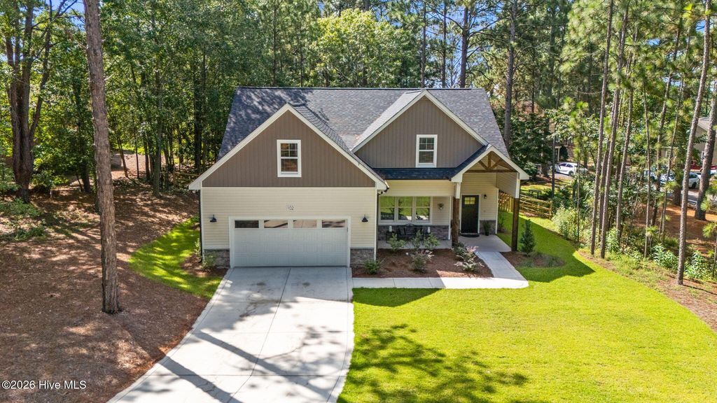 102 Dartmoor Lane, West End, NC 27376
