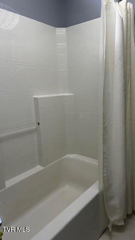 120 Raceday Center Drive Unit 205, Bristol, TN 37620